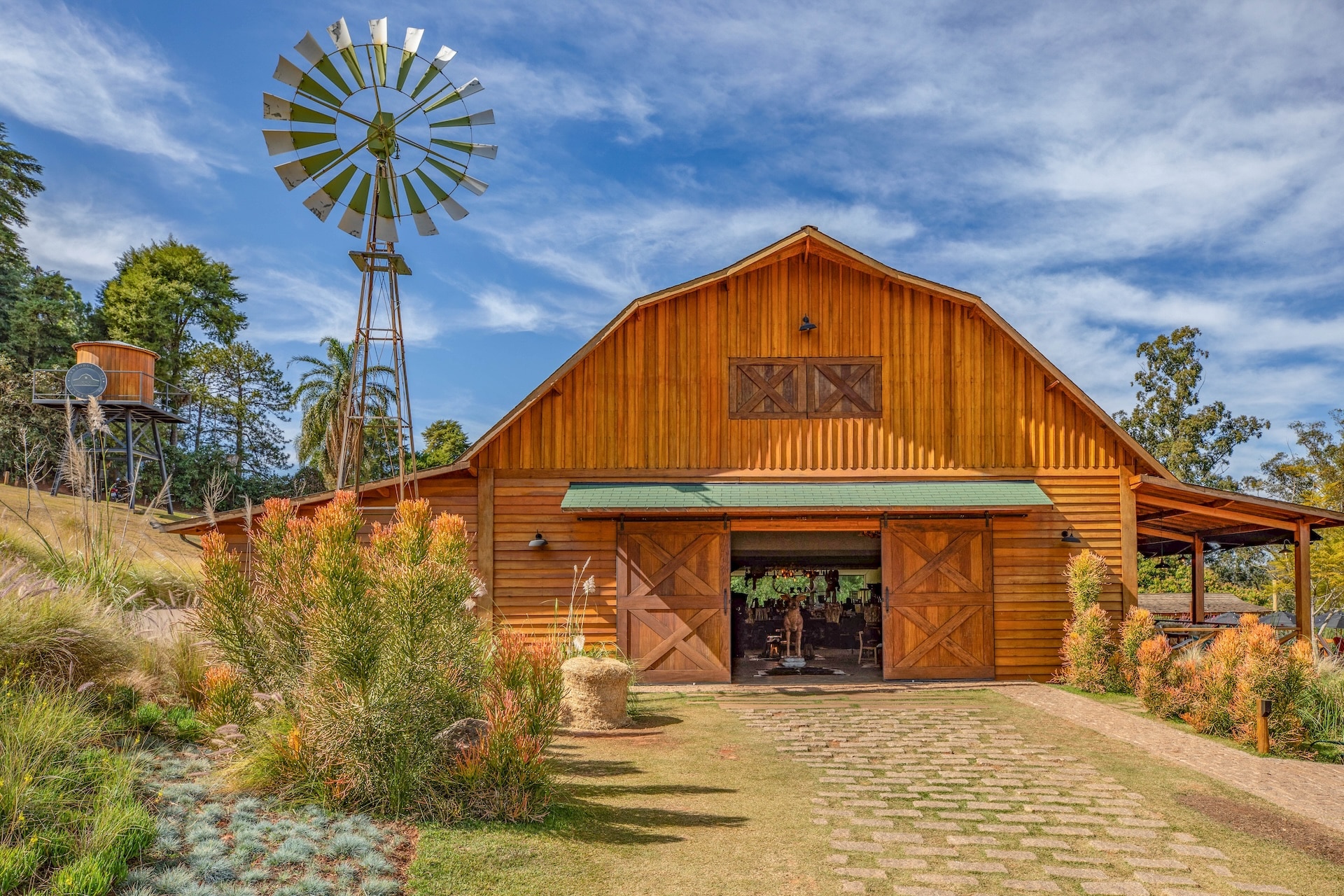 Vinhedo_BarnLodgeCafe-3-1