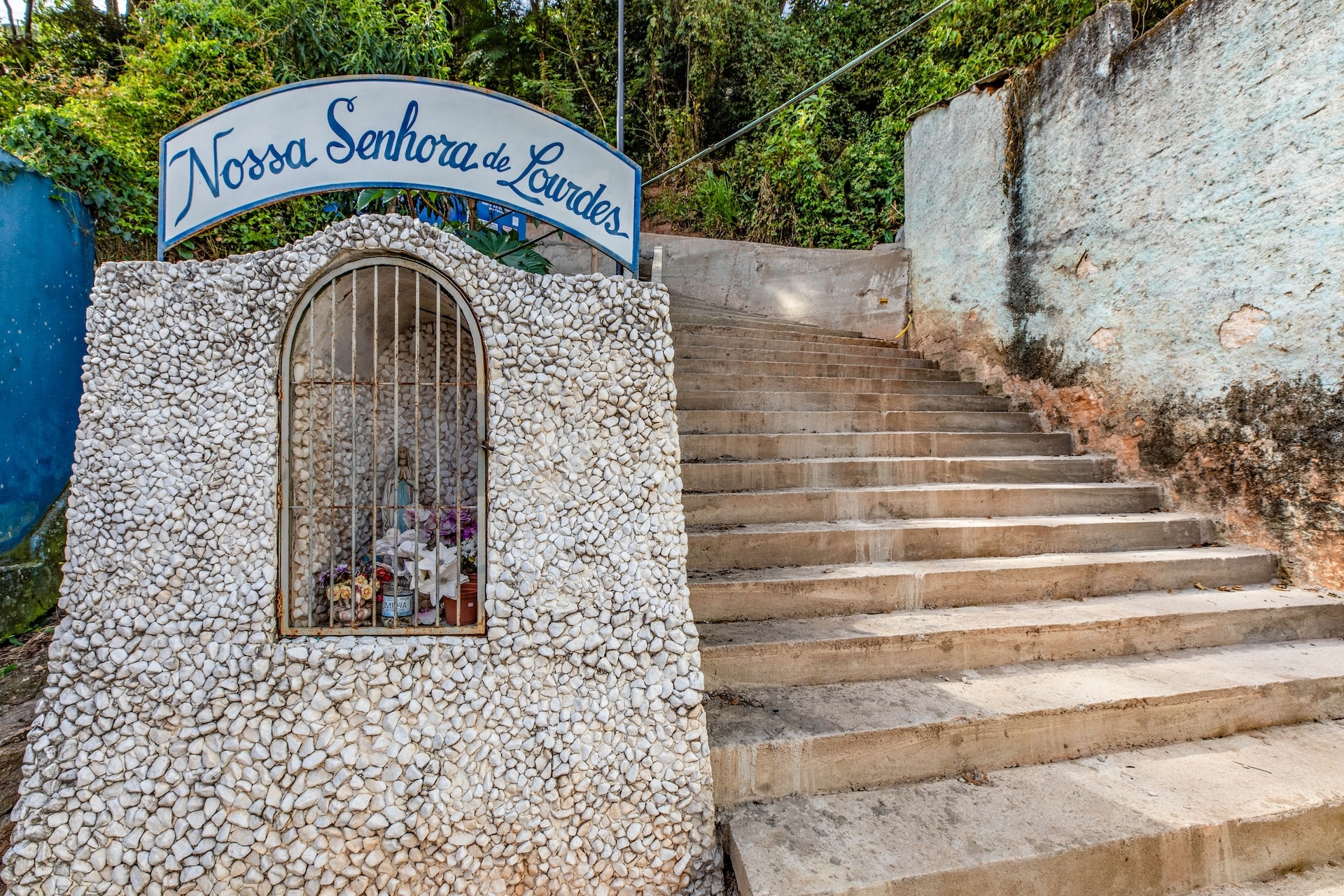 SaoBentodoSapucai_BecoNossaSenhoradeLourdes-4