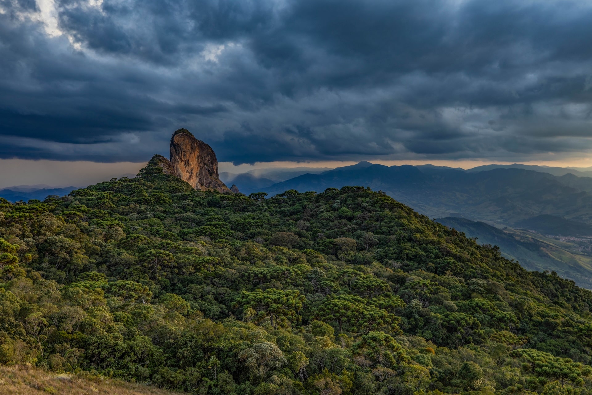 SaoBentodoSapucai_MONAPedradoBau-2-1